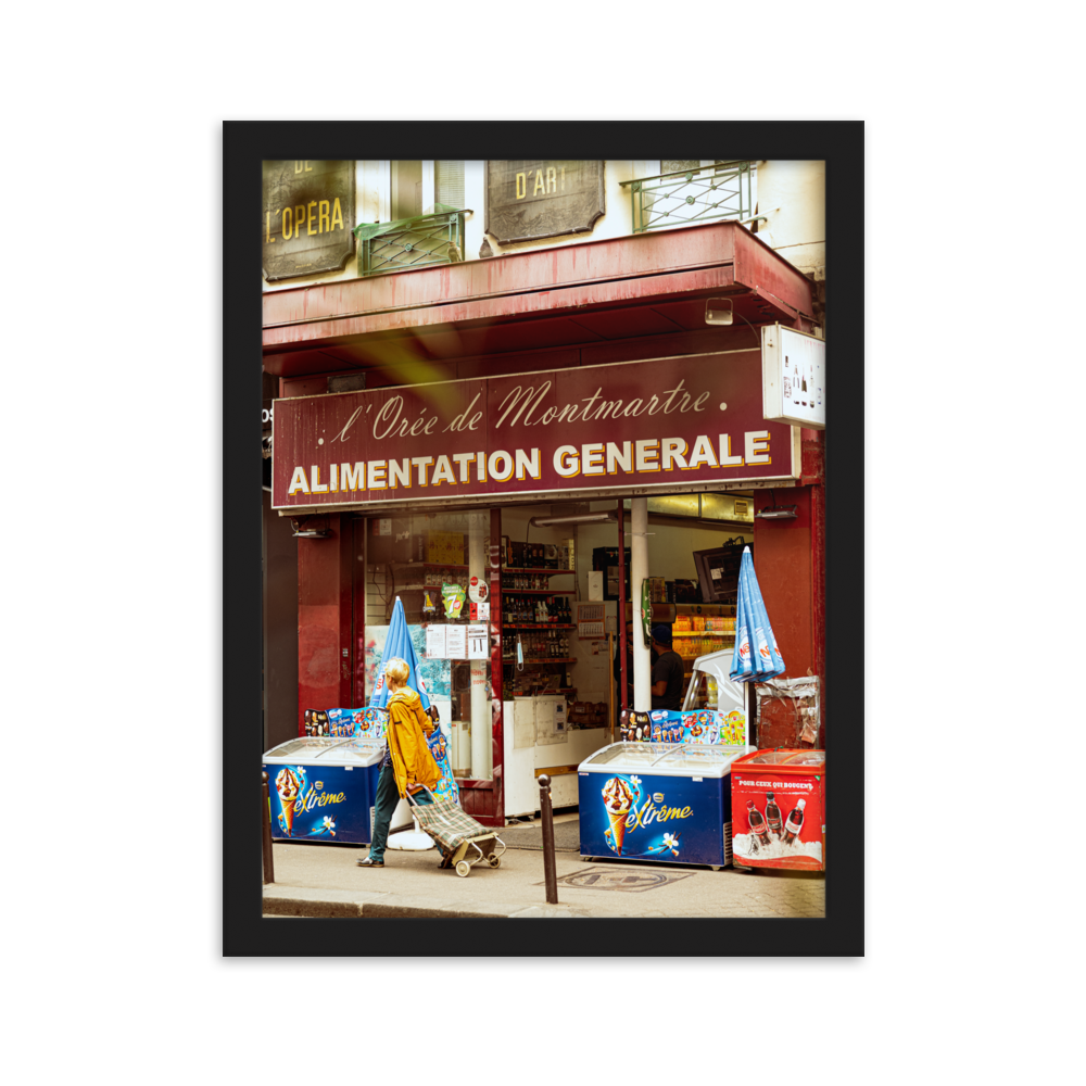 Poster de photographie d'une alimentation générale vintage dans une rue parisienne.