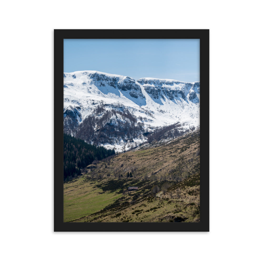 Poster d'un paysage magnifique du Cantal en France.