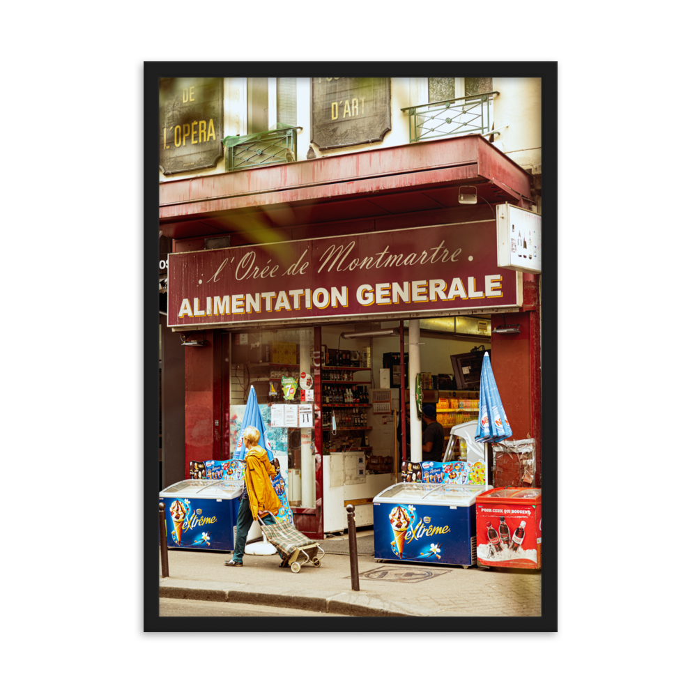 Poster de photographie d'une alimentation générale vintage dans une rue parisienne.