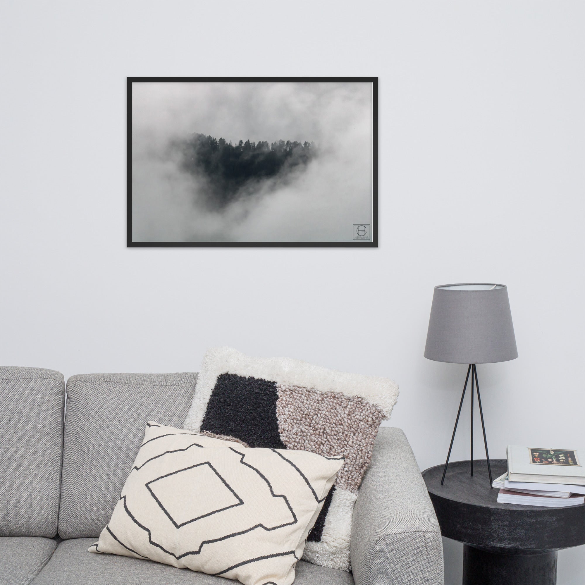 Vue panoramique du Canigou avec des nuages en forme de cœur, immortalisée par Hadrien GERACI lors de son expédition épique.