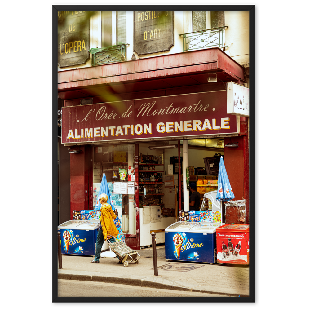 Poster de photographie d'une alimentation générale vintage dans une rue parisienne.