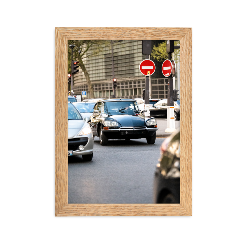 Poster mural et affiche - Citroën DS N01 – Photographie de vielle voiture – Poster photographie, photographie murale et des posters muraux unique au monde. La boutique de posters créée par Yann Peccard un Photographe français.