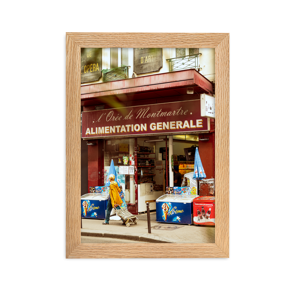 Poster de photographie d'une alimentation générale vintage dans une rue parisienne.