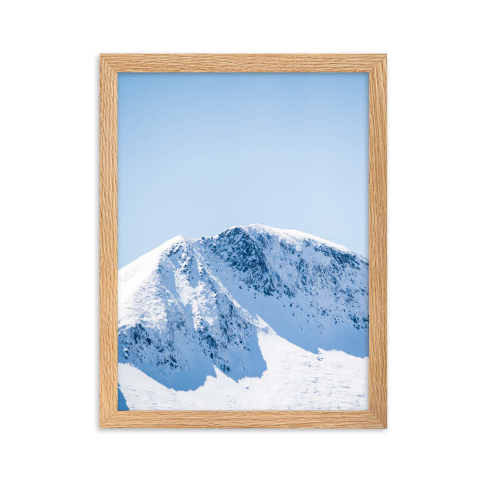 Poster d'une photographie de montagnes enneigées du Cantal.