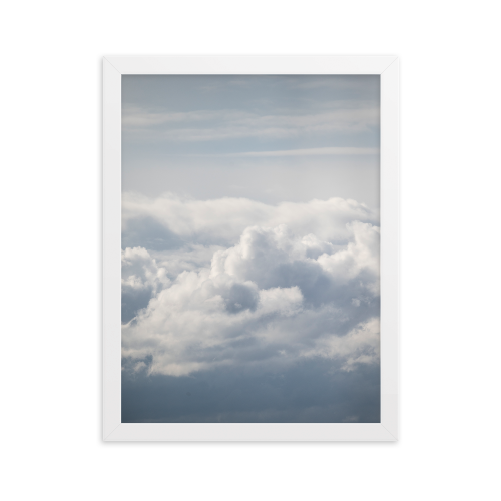 Poster de la photographie "Nuages N17", une scène céleste apaisante avec des formations de nuages, disponible à "La Boutique du Poster Français".