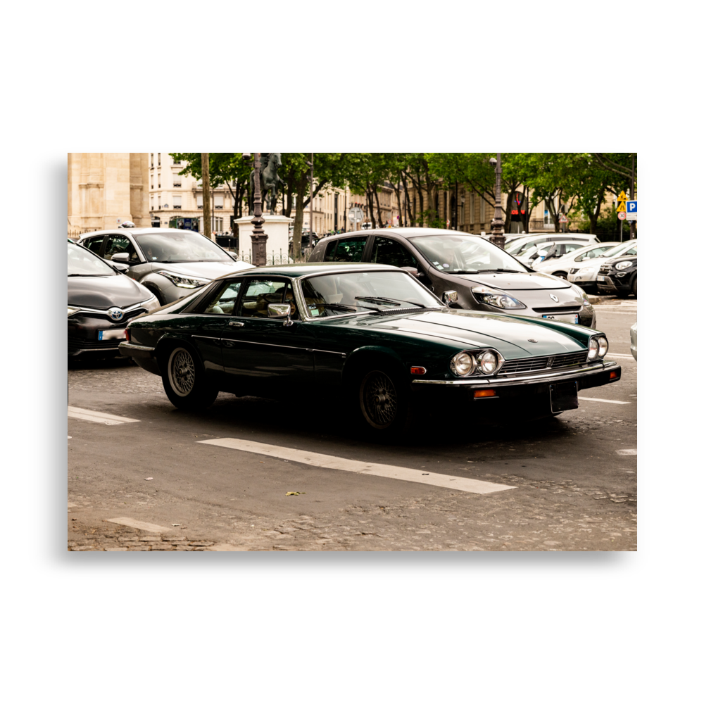 Poster de photographie d'une Jaguar XJS en plein Paris.