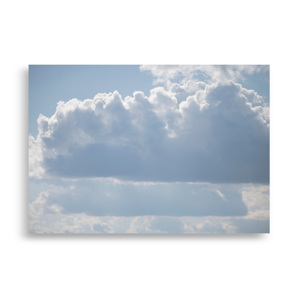 Photographie des nuages au-dessus de Paris.