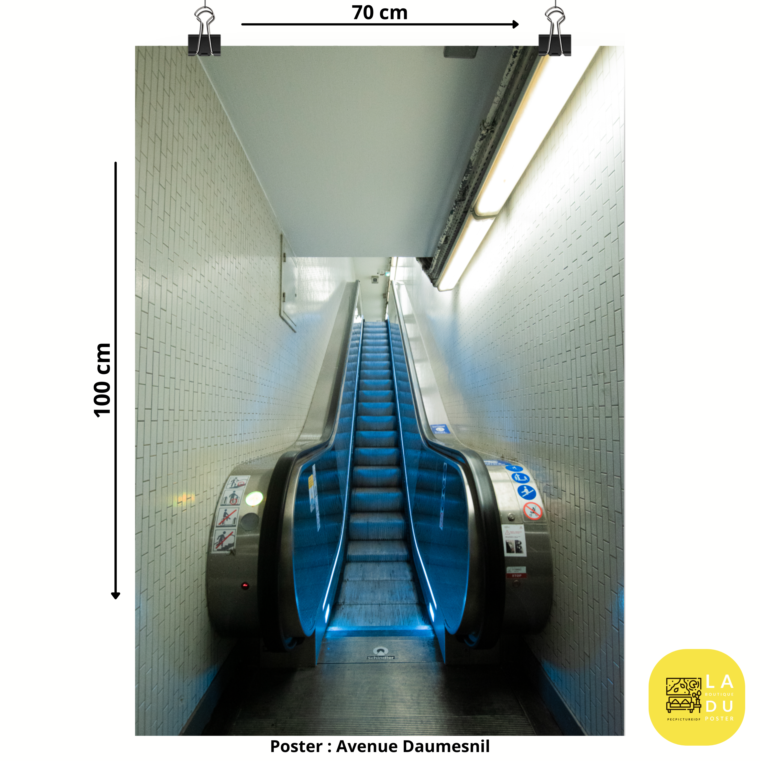 Poster mural - L'escalator moderne – Photographie du métro – Poster photo, poster XXL, Photo d’art, photographie murale et des posters muraux des photographies de rue unique au monde. La boutique de posters créée par un Photographe français.