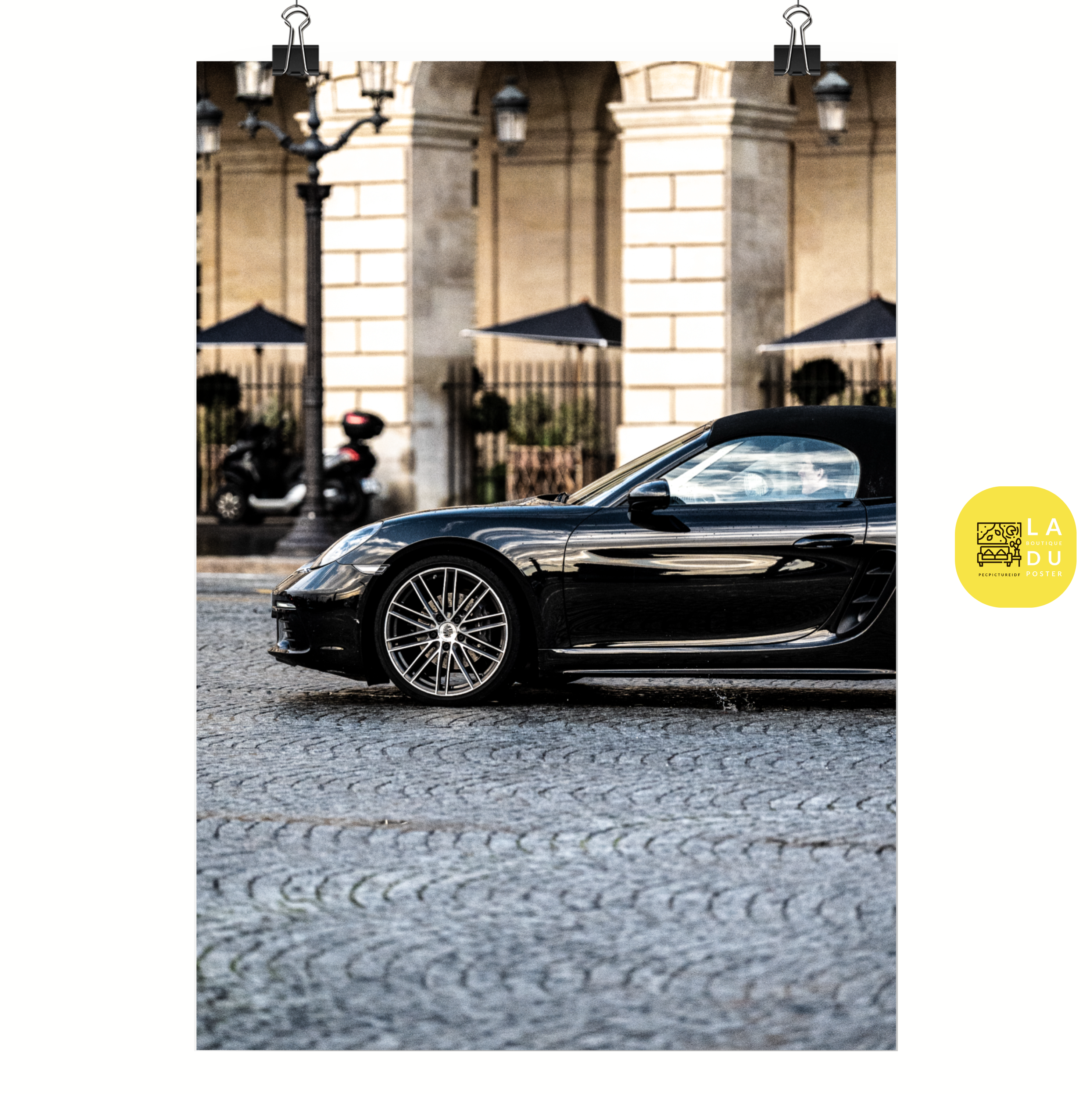 Poster mural - Porsche Boxster 718 Cabriolet – Photographie de voiture de sport – Poster photo, poster XXL, photographie murale et des posters muraux unique au monde. La boutique de posters créée par Yann Peccard un Photographe français.