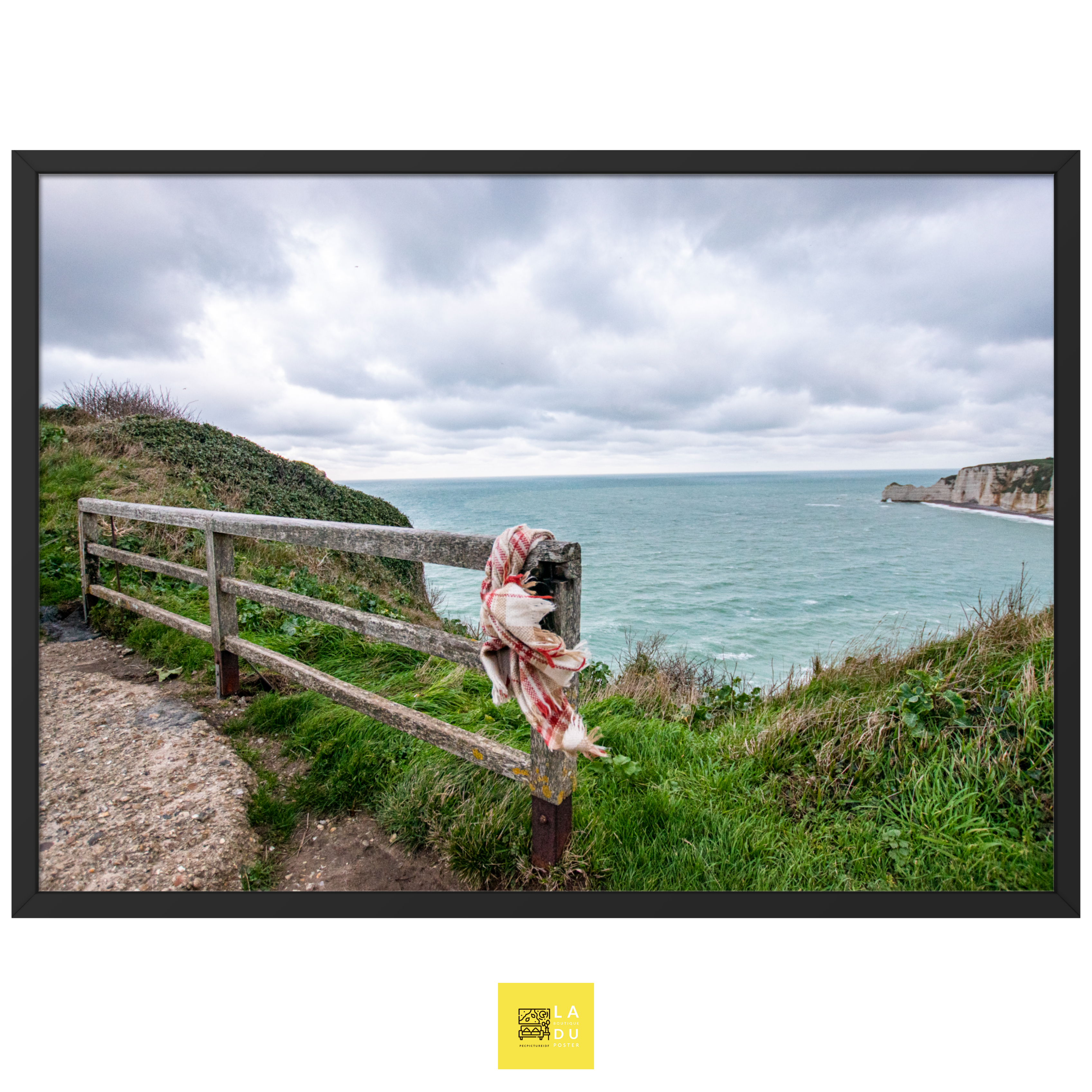 Sur la côte - Poster encadré - La boutique du poster Français