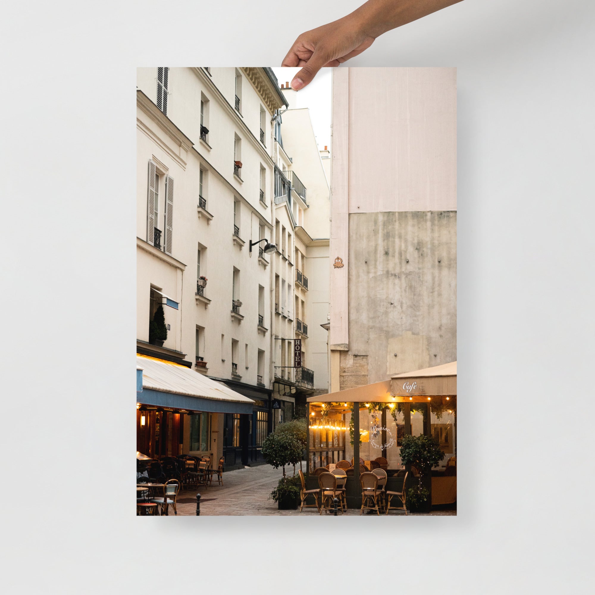 Poster mural - Rue croix des petits champs – Photographie de rue de ville de Paris – Poster photo, poster XXL, photographie murale et des posters muraux unique au monde. La boutique de posters créée par Yann Peccard un Photographe français.