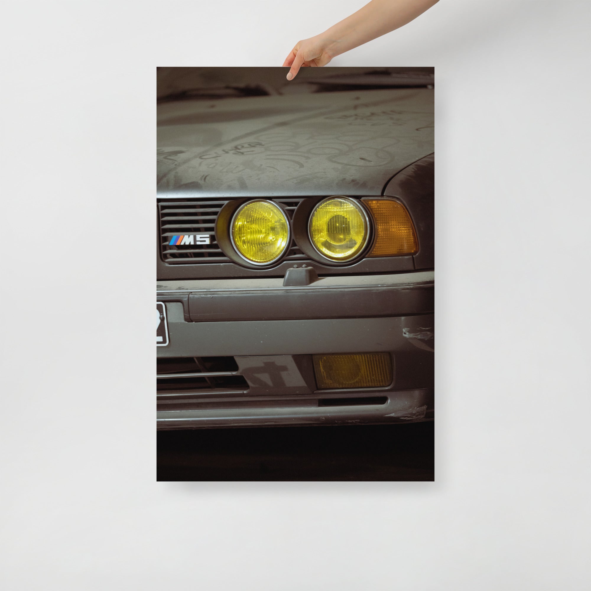 Poster mural - Bmw m5 e34 – Photographie de voiture – Poster photo, poster XXL, Photo d’art, photographie murale et des posters muraux des photographies de rue unique au monde. La boutique de posters créée par un Photographe français.