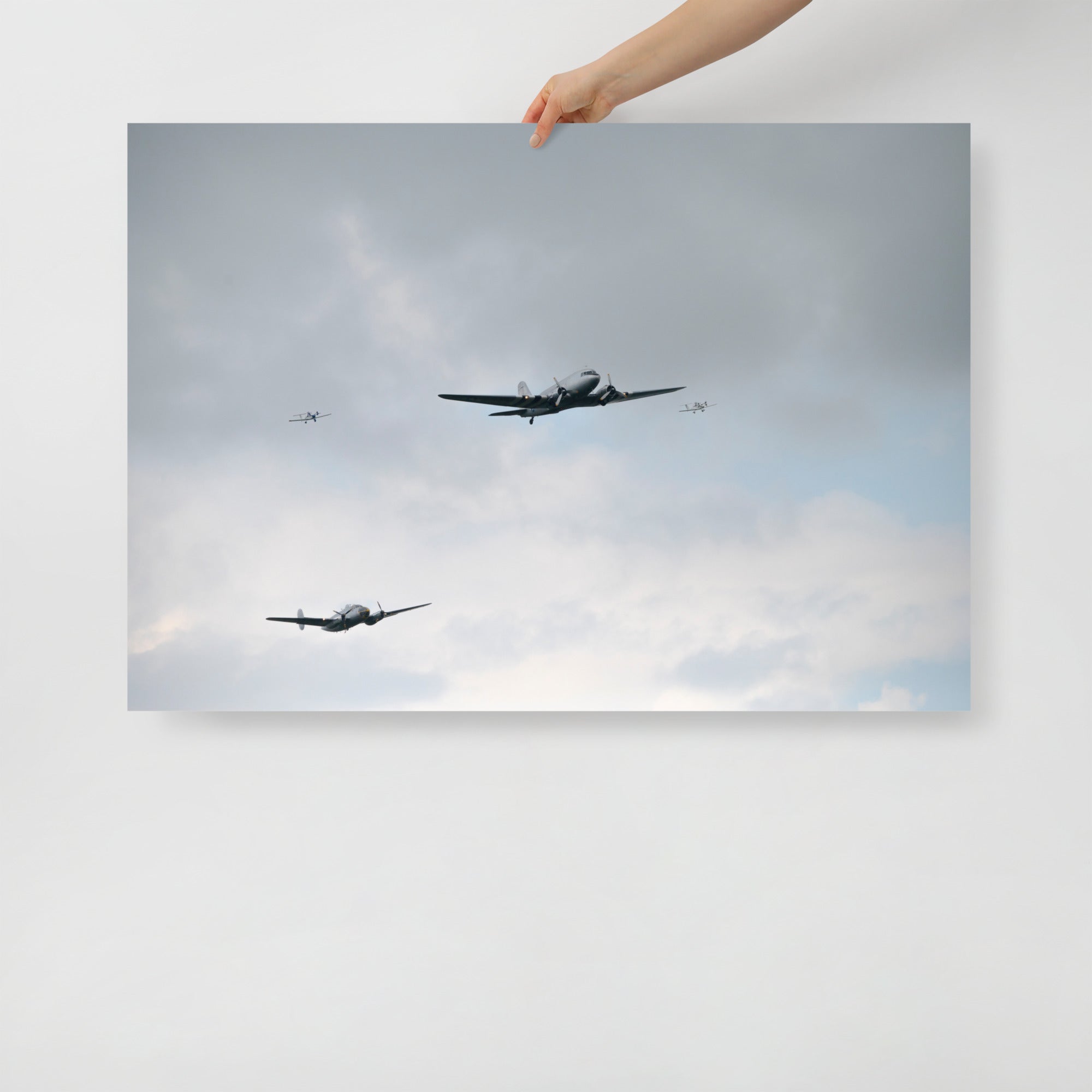 Poster mural - L'escadron volant – Photographie d'avions – Poster photo, poster XXL, Photo d’art, photographie murale et des posters muraux des photographies de rue unique au monde. La boutique de posters créée par un Photographe français.