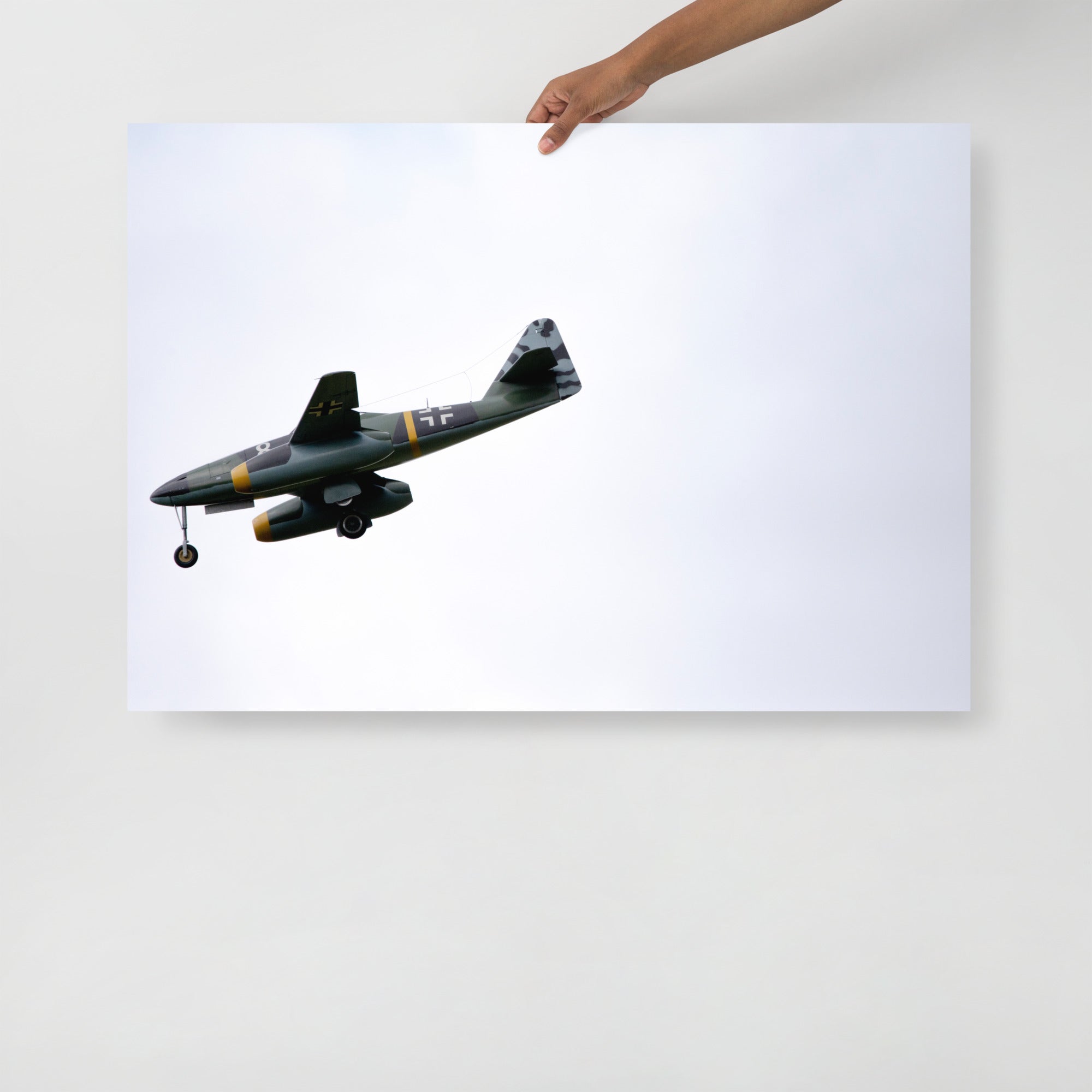 Poster mural - Messerschmitt me N02 – Photographie d'avion – Poster photo, poster XXL, photographie murale et des posters muraux unique au monde. La boutique de posters créée par Yann Peccard un Photographe français.