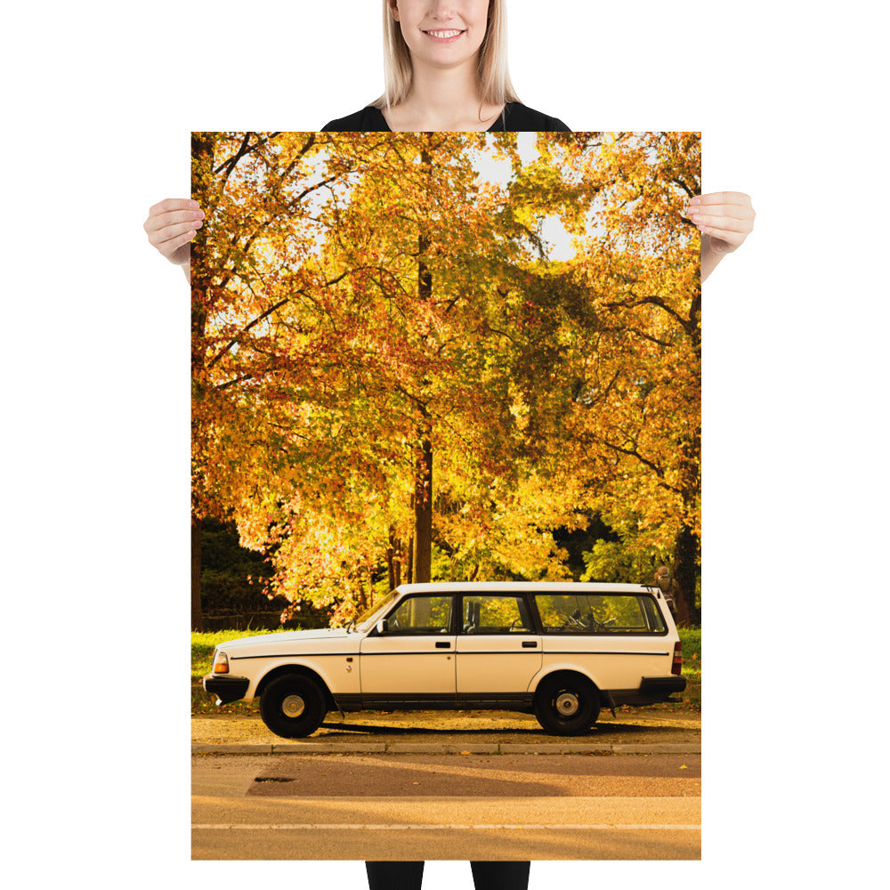 Poster mural - Volvo Automne – Photographie de voiture – Poster photographie, photographie murale et des posters muraux unique au monde. La boutique de posters créée par Yann Peccard un Photographe français.